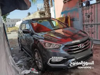  1 سيارة هونداي سنتافي موديل 2013