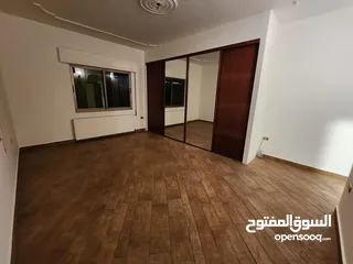  15 شقة فارغة للبيع في عبدون - ref : 14554