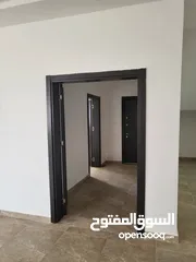  3 فيلا في السراح حرف ال T