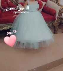  2 بدلات بيض بناتي