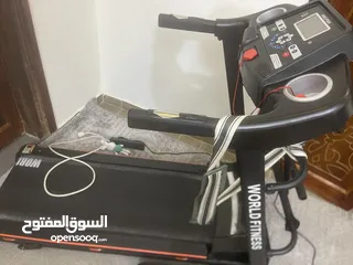  3 جهازين ركض واحد شغال والثاني بدو صيانه