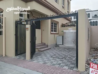  4 فيله دورين للايجار في عجمان اب تاون Villa for rent in Ajman up tawn