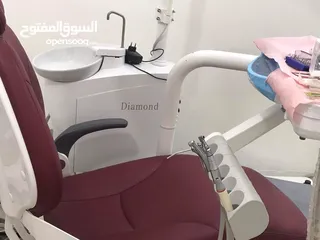  1 عيادة اسنان للبيع او الايجار