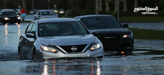  1 هل أنت عالق بسيارة غمرتها الفيضانات؟ نحن نوفر لك كل ما تحتاجه! Stuck with a Flooded Car?