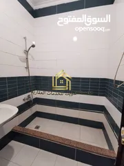  17 شقة مميزة - ضاحية الرشيد - 4نوم 2ماستر - 250م - قرب الخدمات العامة