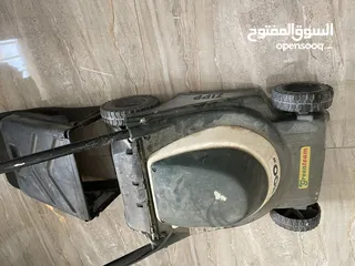  4 ماكينة قص العشب مستعملة بحالة جيدة