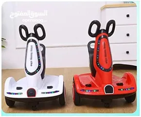  4 دراجة الأطفال 5 عجلات متوفرة بنسخة مع ريموت تحكم عن بعد الألوان المتوفرة: أحمر - أبيض .