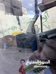  5 مرسيدس 2010 للبيع بحالة ممتازة شصي طويل