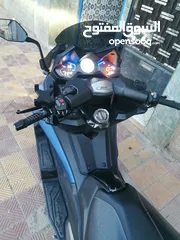  5 Kymco AK 550cc