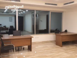  5 مكتب تجاري للبيع – شارع مكة – موقع مميز  يصلح لجميع الانشطة التجارية