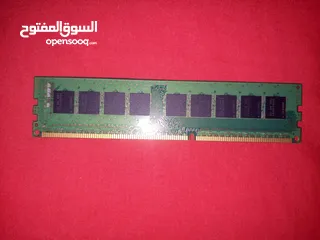  2 رام 8 جيجا نوعها Samsung DDR3