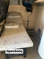  1 اثاث صالون او حلاق او مساج مستعمل للبيع