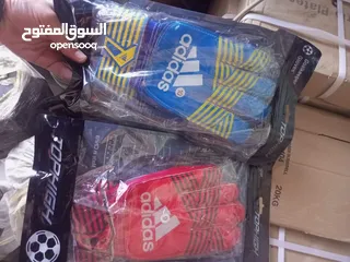  3 كفوف حراسة مرمى المميزة جديد بالكرتونه اداداس