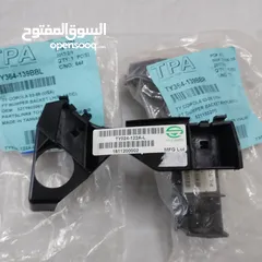  2 كورولا طقم زرافيل كورولا بكمون المجموعه مع بعضهم كامله .  حمالات طمبون امامي كورولا امريكي.