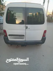  4 بيجو بارتنر موديل 2008