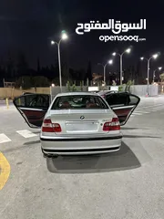  12 BMW 320i.  للبيع