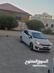  4 كيا ريو 2017 / ماتور 1400 / فحص نخب / عداد قليل /سياره بحاله الشركه