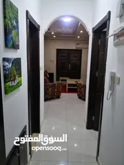  20 شقة مفروشة ارضية فاخرة للايجار بالقرب من الجامعه الاردنيه و جامعة الاميرة سمية الجبيهة 4 من المالك م