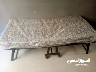 2 تخت حديد مع فرشه جديده