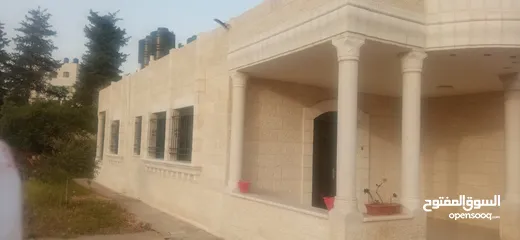  1 بيت مستقل مع ارض