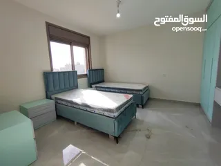  19 فرصتك للسكن في موقع مميز – عين منجد – إطلالة بانورامية