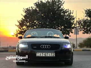  8 اودي TT موديل 2000 كواترو دفع رباعي بحاله ممتازه للبيع. ( السياره مميزه )