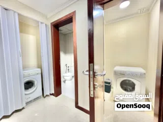  7 شقة مفروشة تتكون من غرفة نوم  واسعة ومشرقة متاحة الآن للبيع