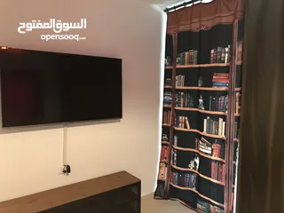  9 مكتب تجاري او استوديو للبيع ، فرصه استثماريه واجار شهري يصل 500 دينار في الصيف