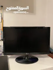  1 LG Flatron monitor