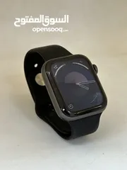  2 Apple watch se 44 ساعة مستعملة