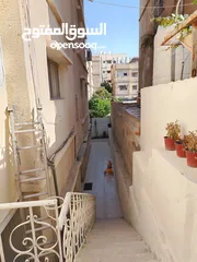  14 شقه للايجار