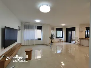  9 فرصة مميزة للإيجار – شقة جديدة بتشطيب راقٍ في الطيرة / رام الله