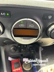  4 كيا هاتش باك موديل 2008