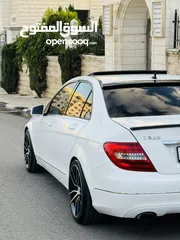  2 مرسيدس c200  ترخيص 2012 بسعر حرق عالكاش