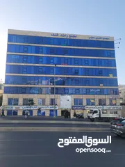  7 مكتب تجاري 32 متر للايجار وادي صقرا