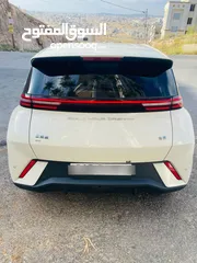  4 بي واي دي 2023