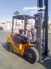  2 رافعه شوكيه نوع ATJ حمولت 3 طن و نص ديزل جير اوتمتك بحالت الوكاله موديل 2010