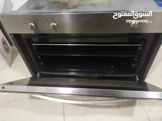  4 للبيع فرن  غاز  نظيف  ايطالي