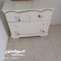  4 اثاث مستعمل