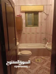 22 منزل للايجار* طبعا سوف يتم تفريغه من جميع مافيه من أكياس وكراتين*