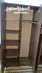 1 خزانه ملابس درفتين