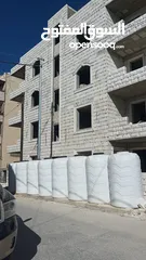  3 شقق فاخره ومميزه للبيع