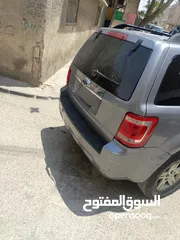  3 فورد اسكيب موديل 2008