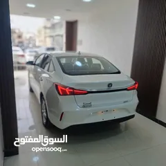  7 CHANGAN EADO 2023 ZERO كفاله 3 سنوات شاشه كمرات امامي + خلفي تقطع مسافة 400 km للبيع