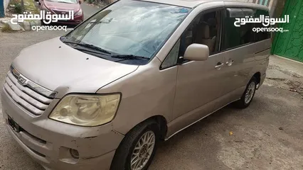  2 باص نوها 2004 فتحتين نظيف  بدون جمارك 6500 سعودي.