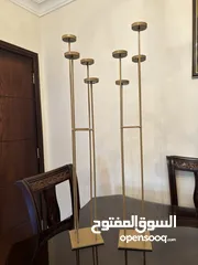  1 شمعدان ذهبي