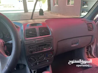  16 هيونداي فيرنا 2002 بسعر حرق 3800 قابل للتفاوض