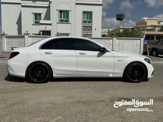  13 Mercedes C300 2017