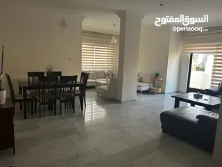  5 روف مفروش مع ترس بإطلالــــه بانوراما اعلان رقم (O1)