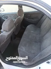  13 هونداي افانتي بيضاء .. موديل 97
